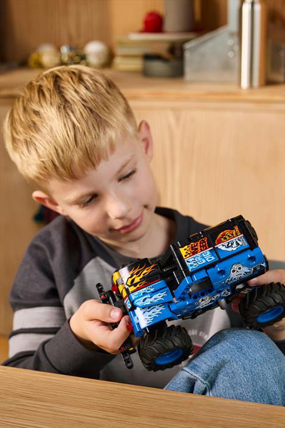 Immagine del prodotto LEGO - TECHNIC Monster Jam Grave Digger Fuoco e - 42219