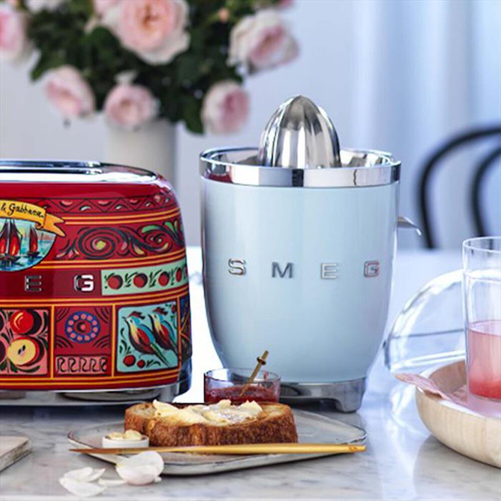 Immagine del prodotto SMEG - Spremiagrumi 50's Style &ndash; CJF11PBEU-Azzurro