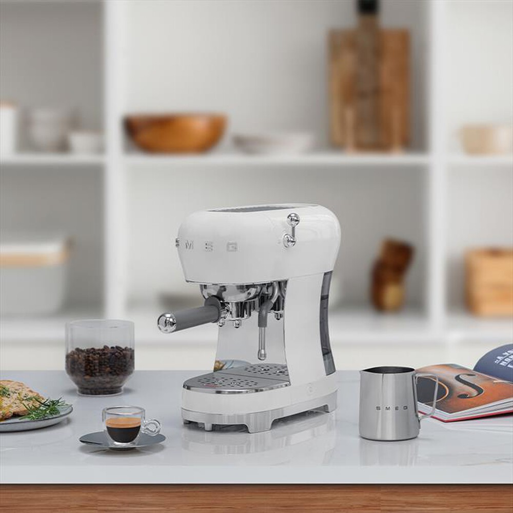 Immagine del prodotto SMEG - Macchina da Caff&egrave; Espresso 50's Style ECF02WHEU-Bianco