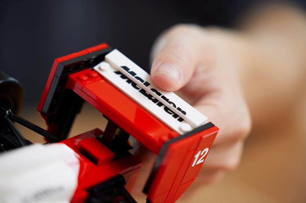 Immagine del prodotto LEGO - ICONS McLaren MP4/4 e Ayrton Senna 10330