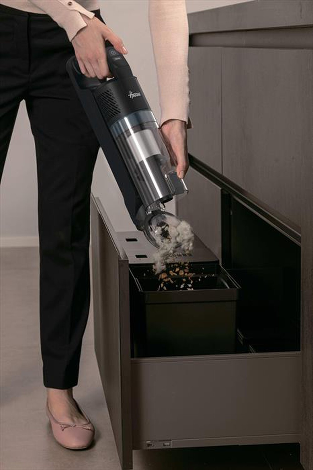 Immagine del prodotto HOOVER - Scopa elettrica HF1M10P 011-Nero, Verde