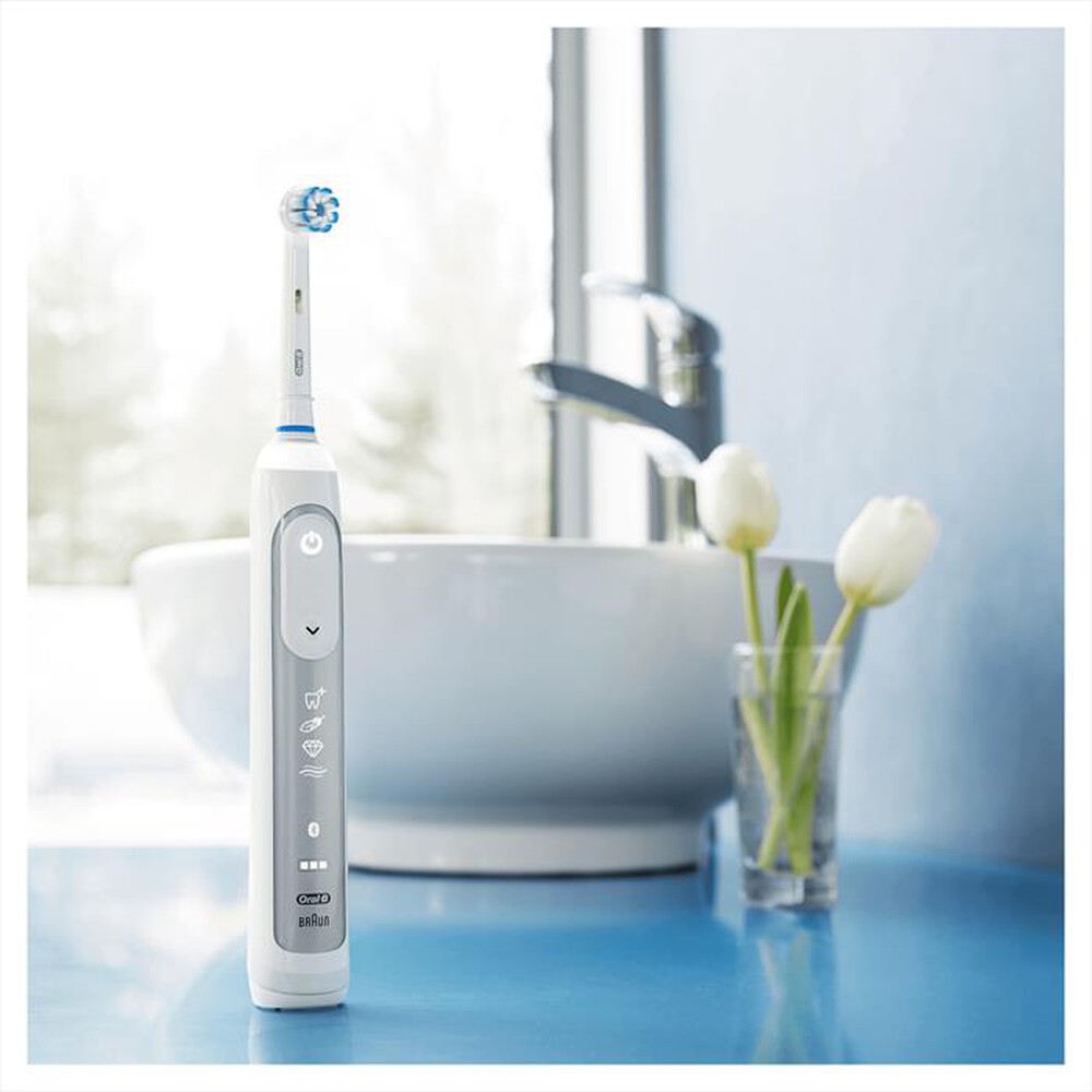 Immagine del prodotto ORAL-B - Spazzolino elettrico Genius 8600-Argento