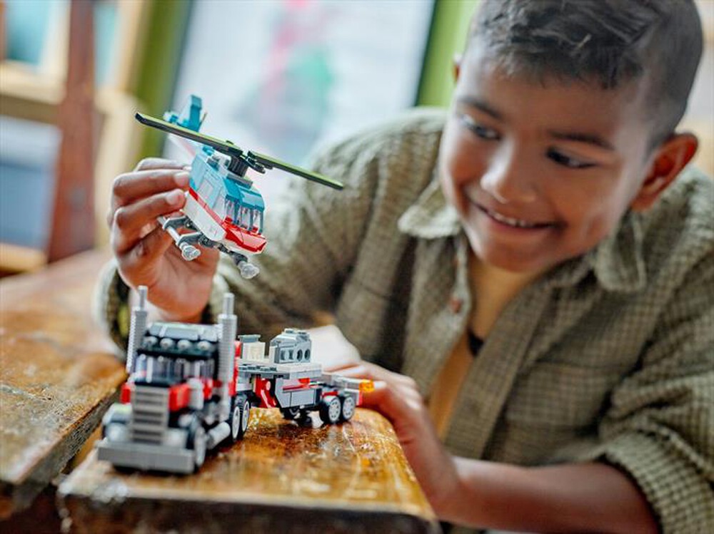 Immagine del prodotto LEGO - CREATOR Autocarro con elicottero 31146