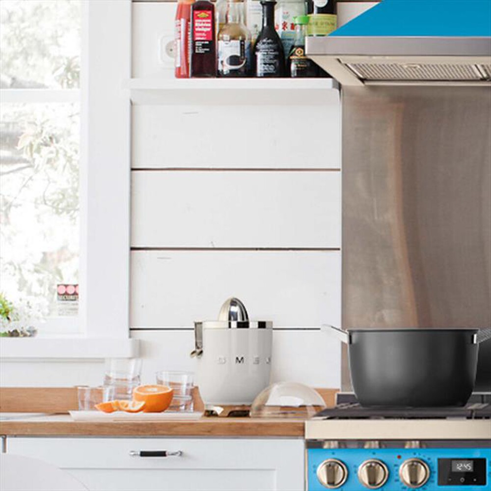 Immagine del prodotto SMEG - Spremiagrumi 50's Style &ndash; CJF11WHEU-Bianco