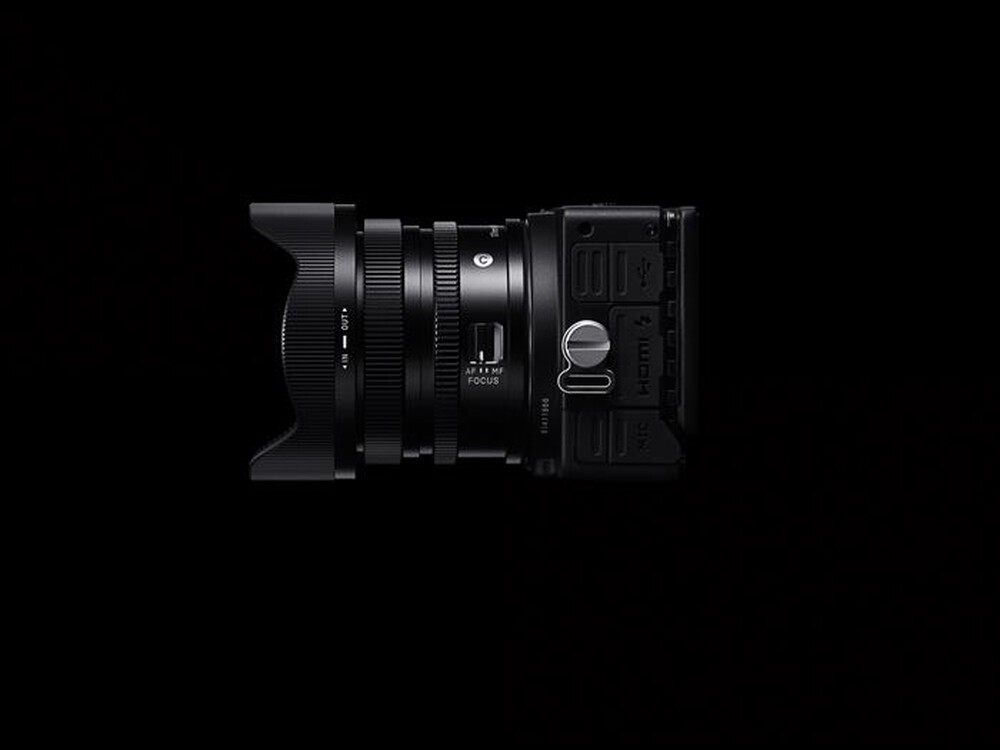 Immagine del prodotto SIGMA - Obiettivo fisso 17MM F/4 (C) DG DN SONY E-MOUNT-NERO