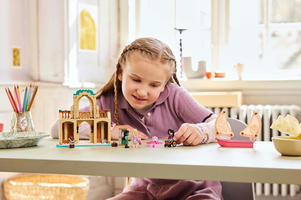 Immagine del prodotto LEGO - WICKED Glinda Elphaba all&rsquo;Universit&agrave; di Shiz 75681