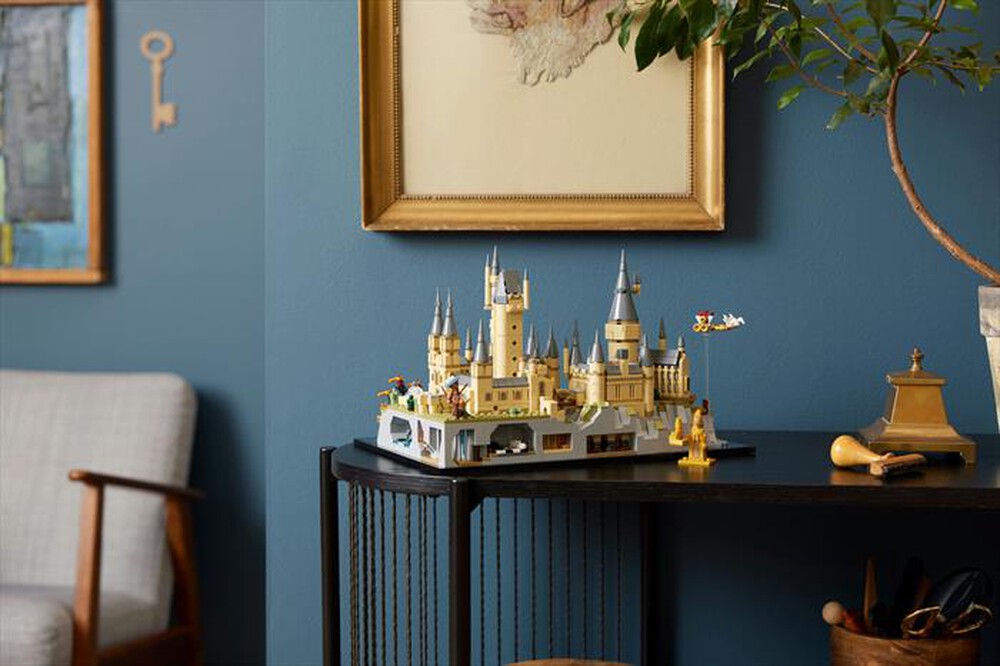 Immagine del prodotto LEGO - HARRY POTTER Castello e parco di Hogwarts 76419
