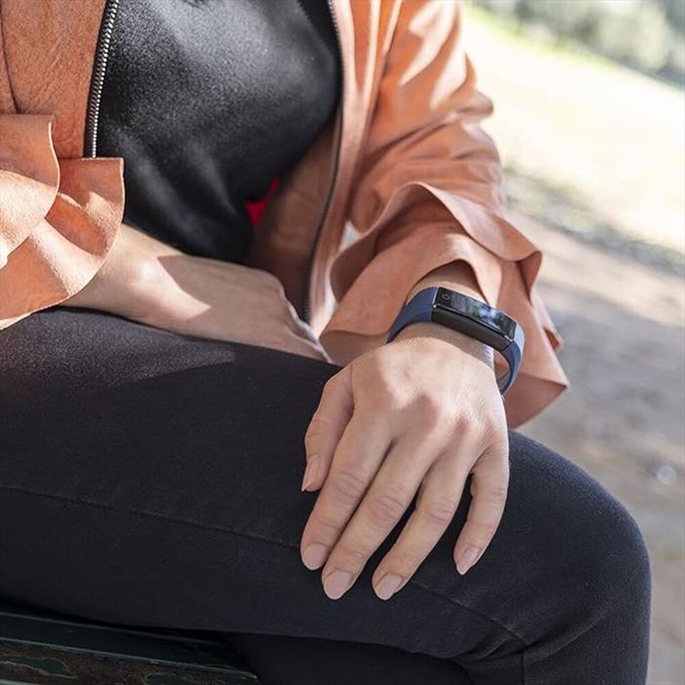 Immagine del prodotto 257 - FITNESS TRACKER - FT350-Nero/Blu