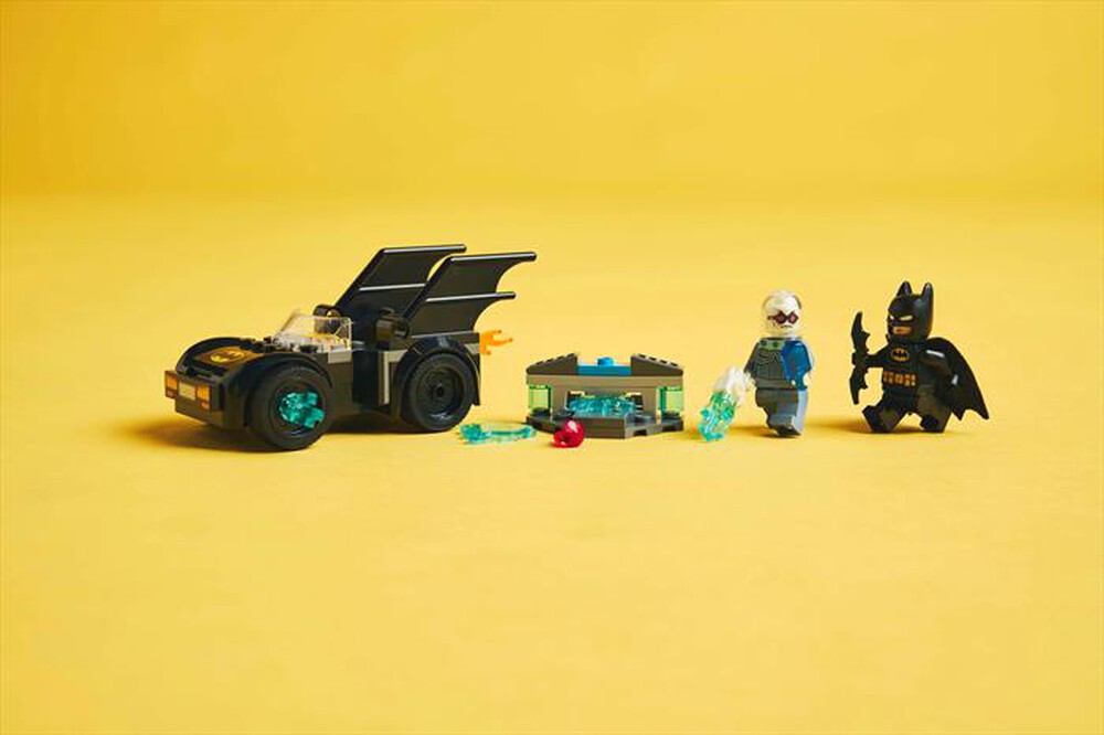 Immagine del prodotto LEGO - SUPER HEROES DC Batman contro Mr. Freeze 76301