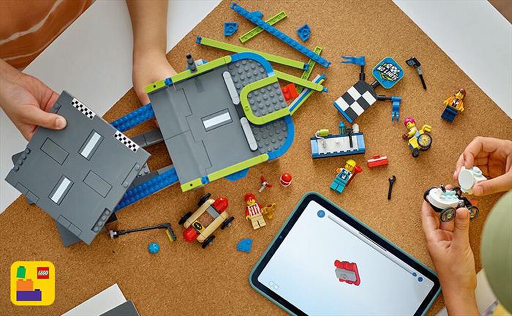 Immagine del prodotto LEGO - CITY Gara sulla pista a rampe 60460