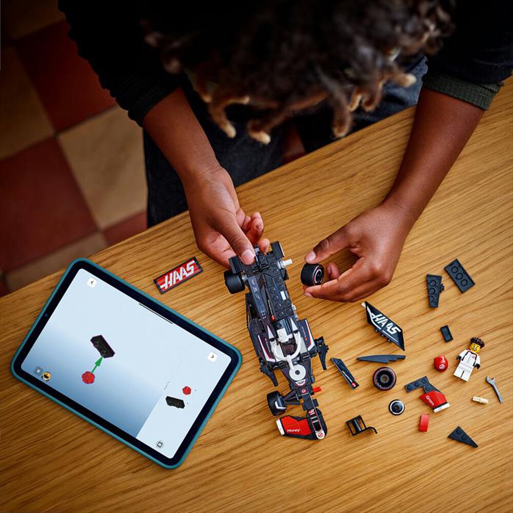 Immagine del prodotto LEGO - SPEED MoneyGram Haas F1&reg; Team VF-24 77250