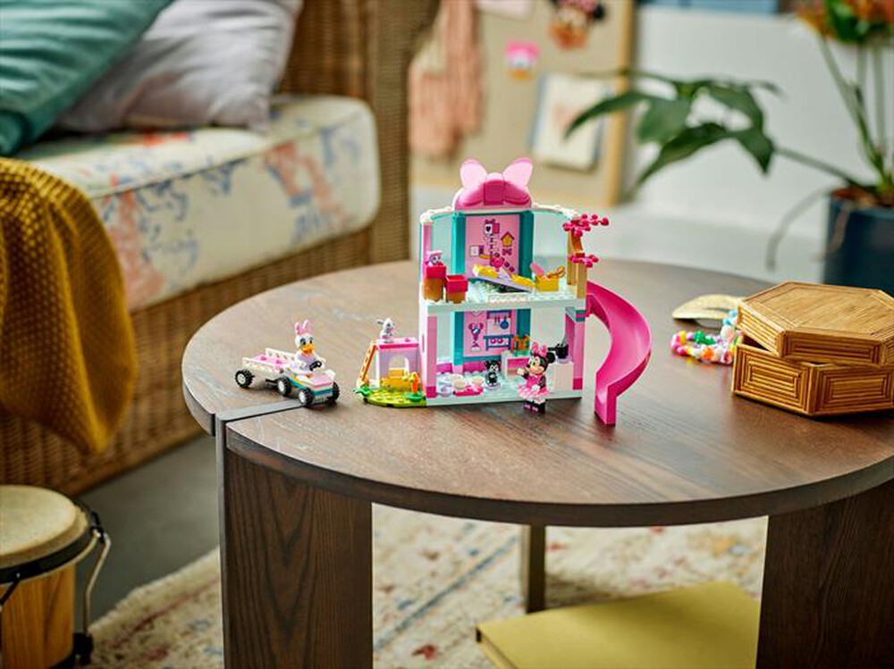 Immagine del prodotto LEGO - DISNEY CLASSIC hotel degli animali di Minni 43274
