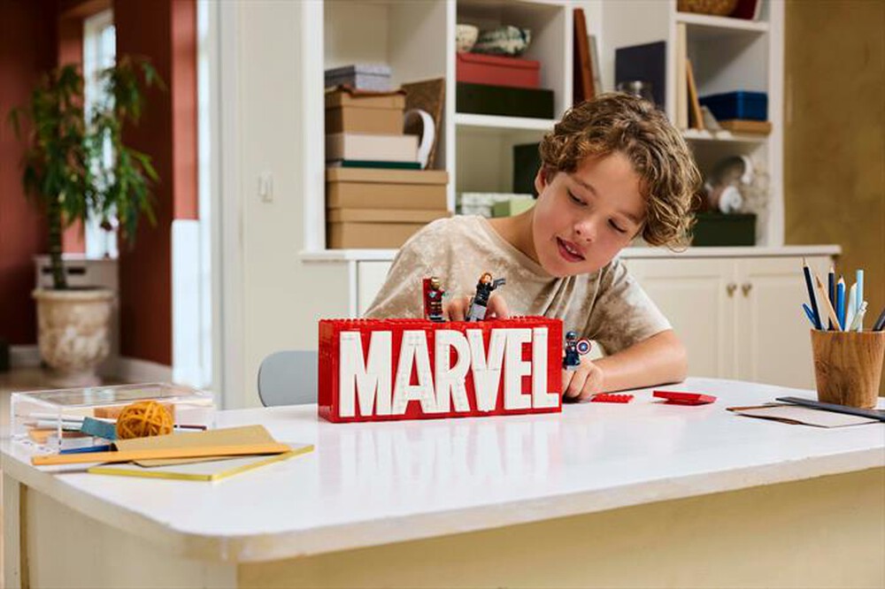 Immagine del prodotto LEGO - SUPER HEROES MARVEL Logo e Minifigure MARVEL 76313