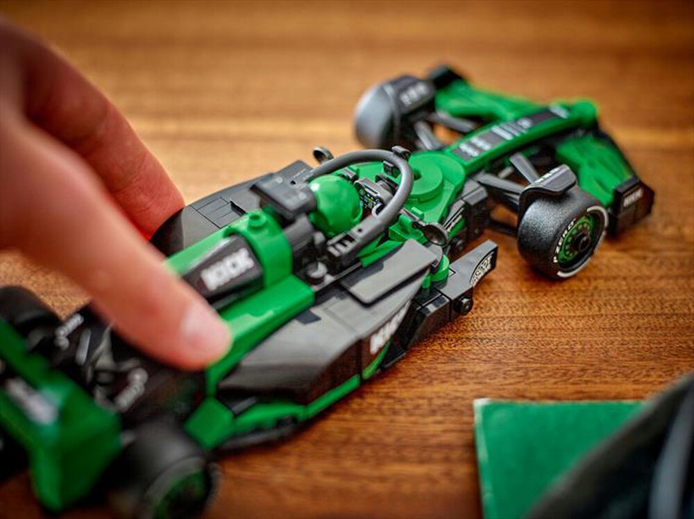 Immagine del prodotto LEGO - SPEED CHAMPIONS KICK Sauber F1&reg; Team C44 77247