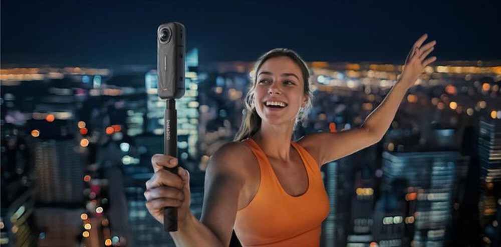 Immagine del prodotto INSTA360 - Action cam X5 ESSENTIALS BUNDLE-Black