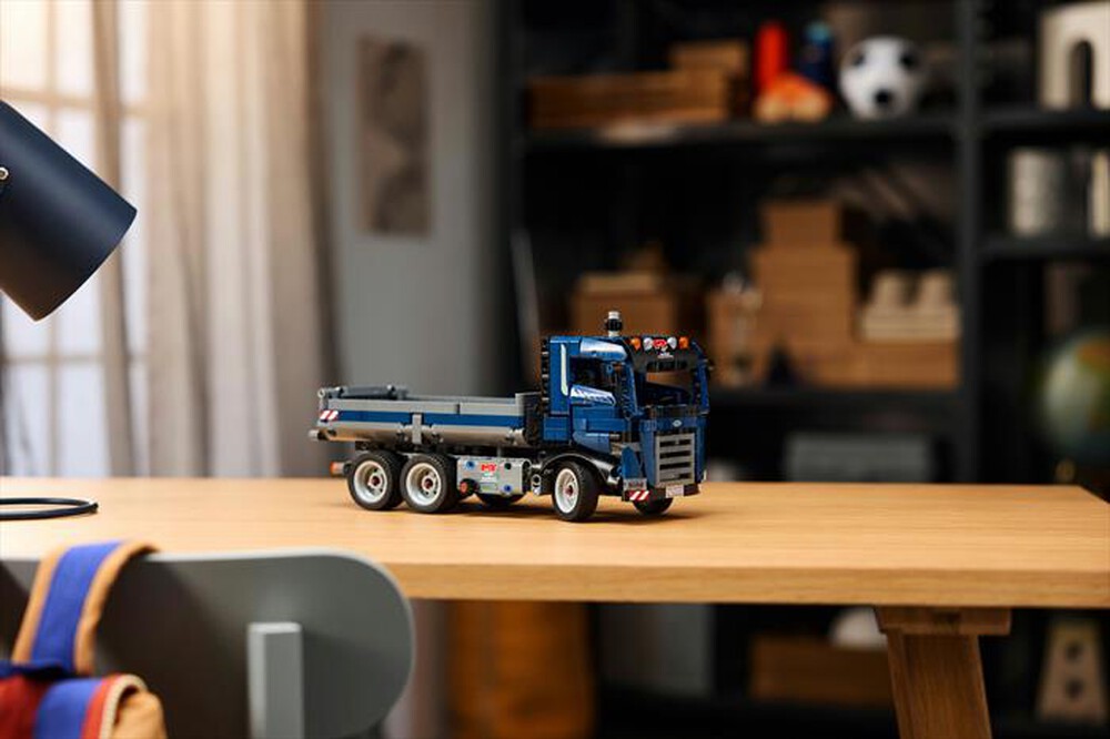 Immagine del prodotto LEGO - TECHNIC Autocarro con cassone ribaltabile 42203