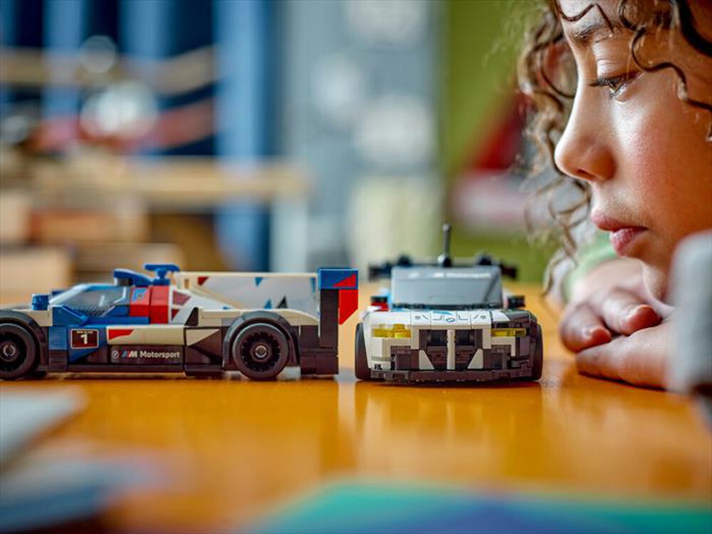 Immagine del prodotto LEGO - SPEED BMW M4 GT3 e BMW M Hybrid V8 76922